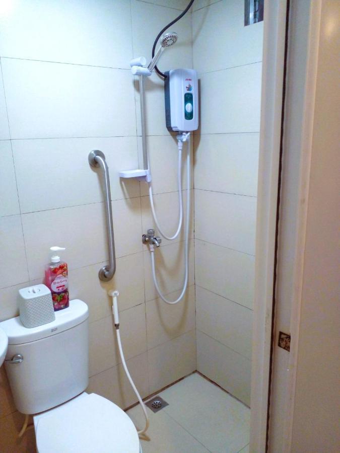 Makati Poblacion Hotel Mandaluyong 외부 사진