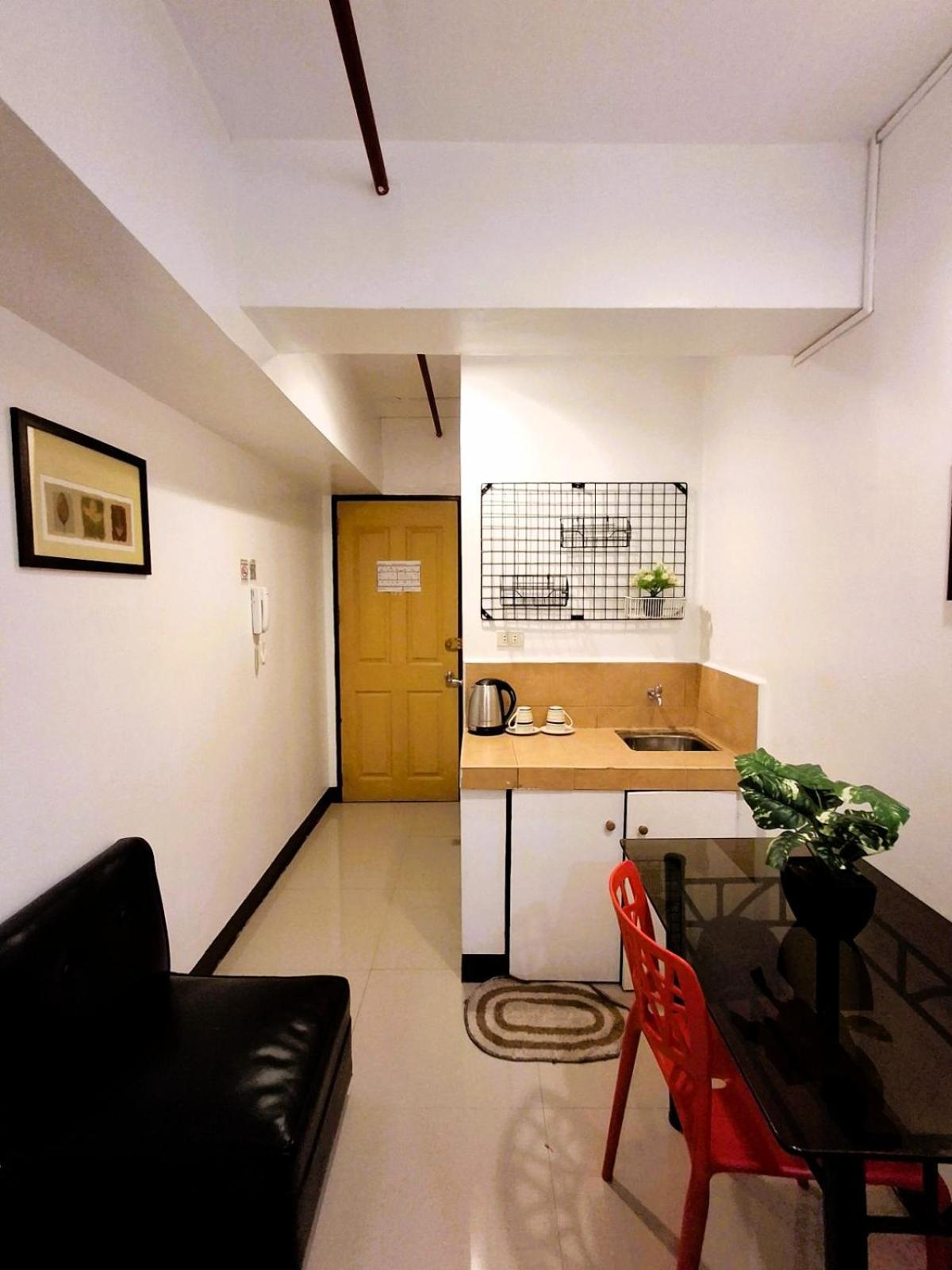 Makati Poblacion Hotel Mandaluyong 외부 사진