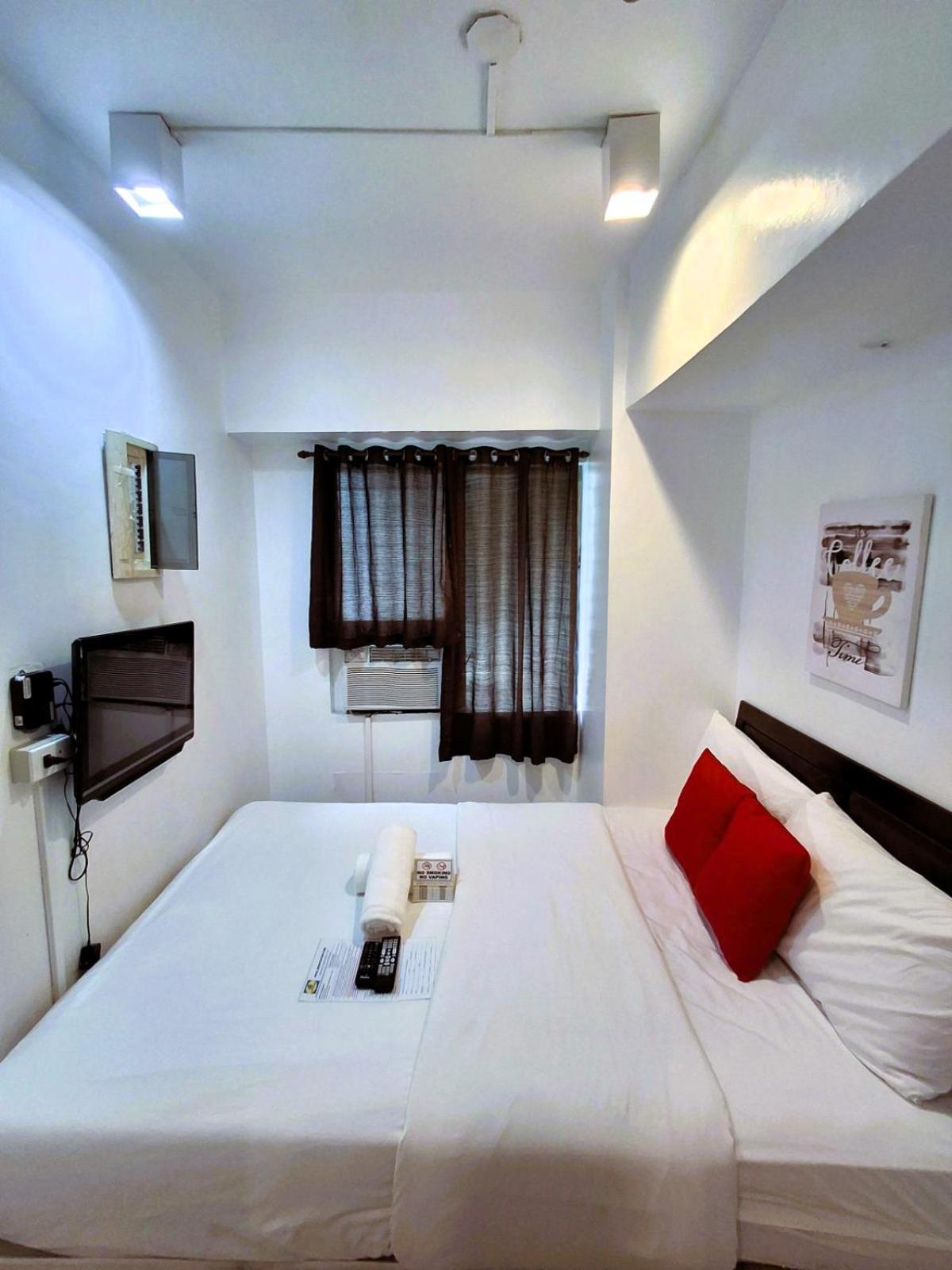 Makati Poblacion Hotel Mandaluyong 외부 사진